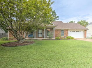 6834 Bainbridge Dr, Memphis, TN 38119