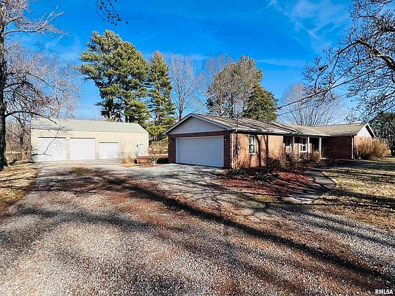 4th image of 43 Brock Ln