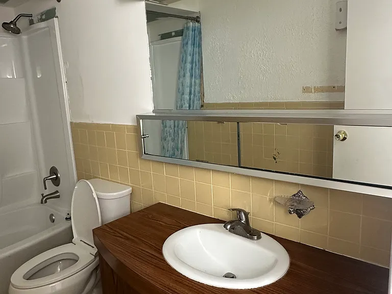 36 Robert Rd — Photo 5