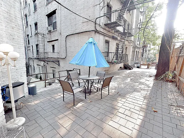 410 E 13th St #1D — Photo 6
