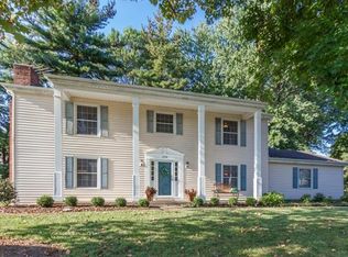 179 River Bend Dr, Chesterfield, MO 63017