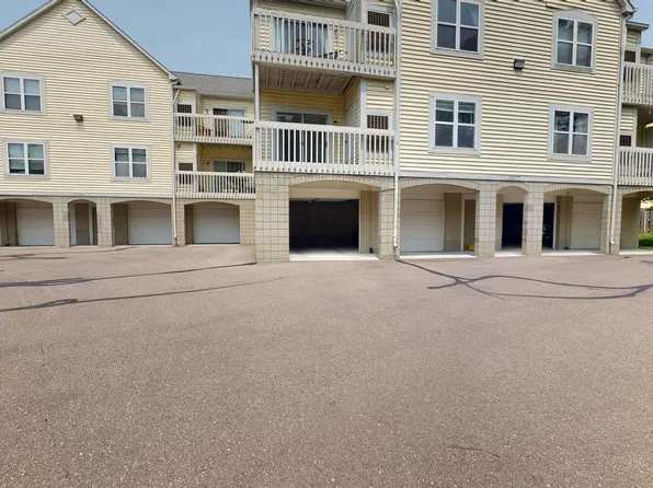2201 S Huron Pkwy APT 1, Ann Arbor, MI 48104