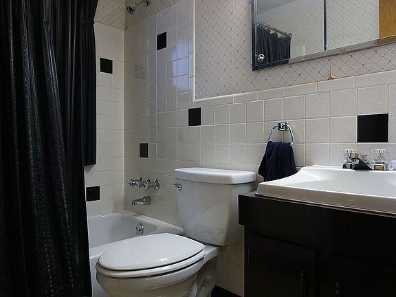 5th image of 56 Danielle Dr