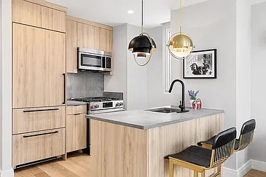 24-16 Queens Plaza South, #15C