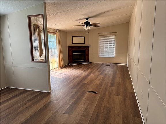 3rd image of 247 Megee Rd