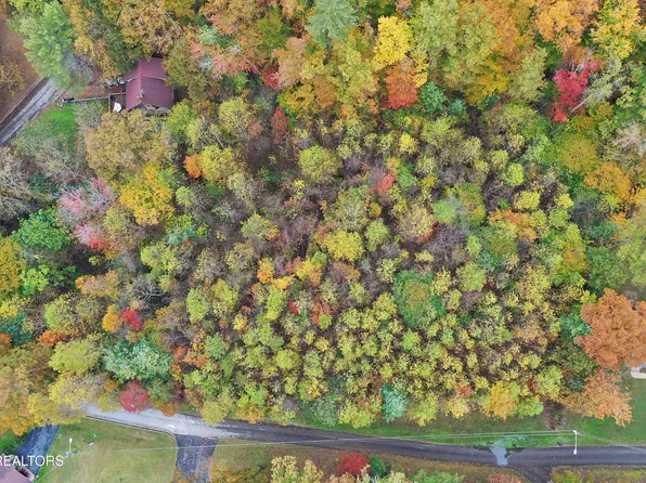 Hilltop Dr, Oneida, TN 37841