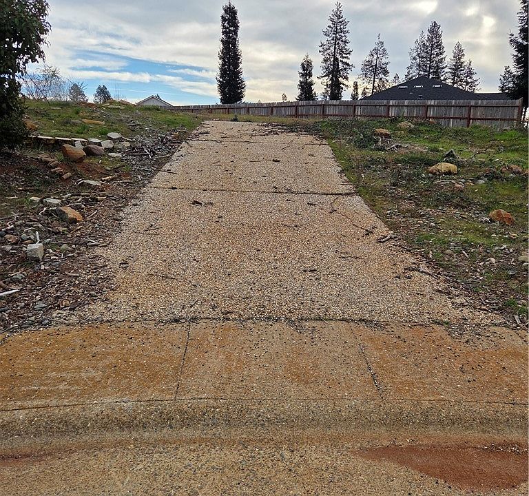 1st image of 1633 Paradisewood Dr Lot 13