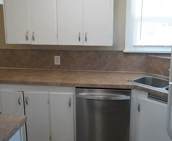 2703 R St — Photo 10
