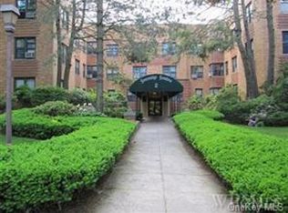 2 Greenridge Ave APT 2E, White Plains, NY 10605