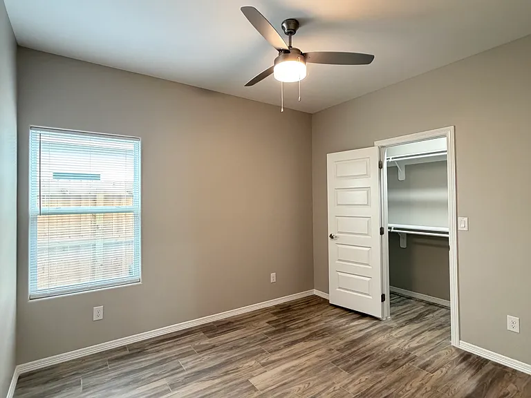 3901 Walnut Ave #1 — Photo 11