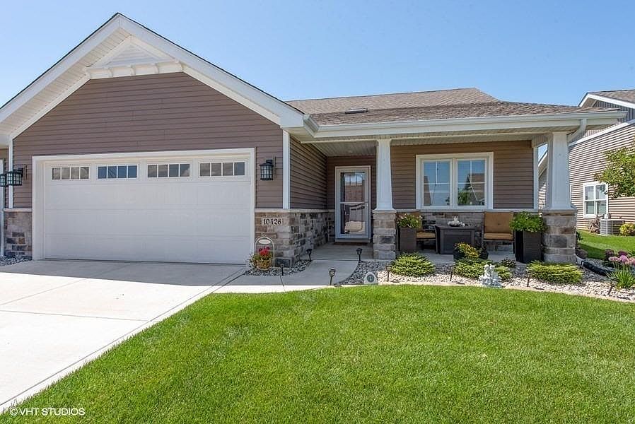 1st image of 10426 Red Rock Pl