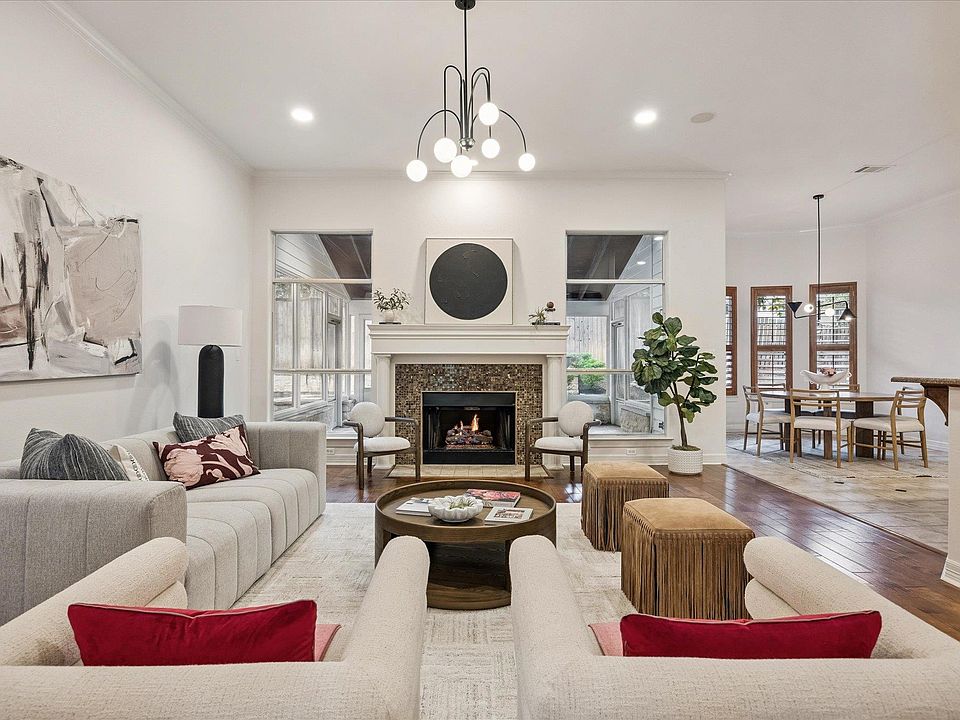 1st image of 110 Copperleaf Rd