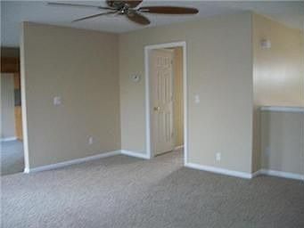 3rd image of 3211 N 103rd Ter