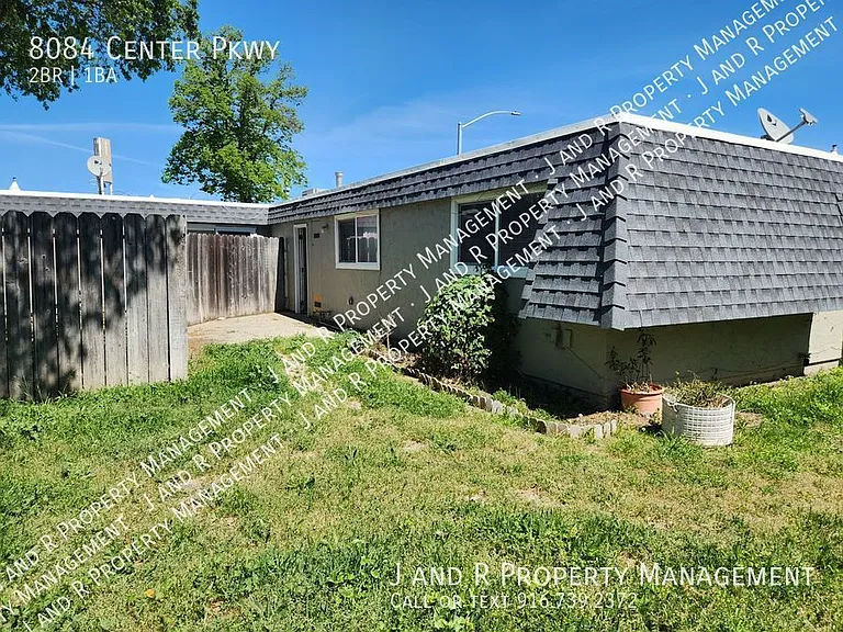 8084 Center Pkwy — Photo 15