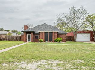 614 Overhill Rd, Granbury, TX 76048