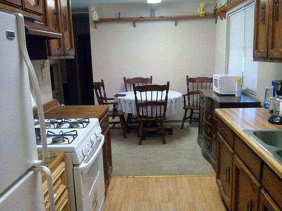 2nd image of 3690 Vernon Dr