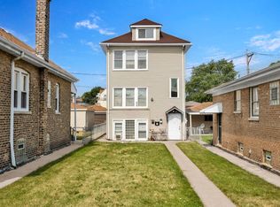 850 N Tripp Ave, Chicago, IL 60651