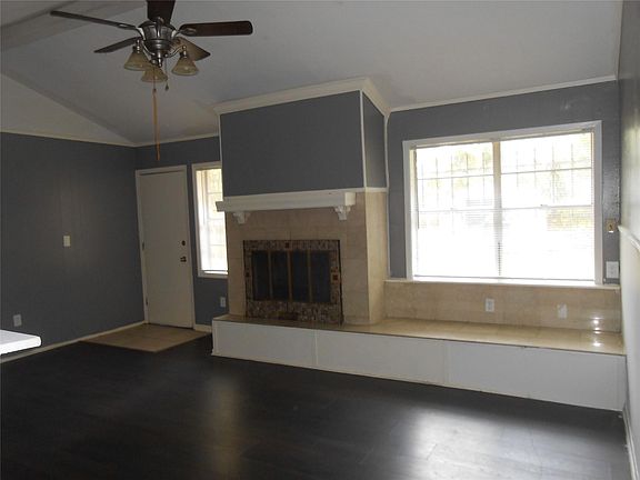 3rd image of 14503 Alrover St