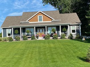 5552 Marquette Dr, Traverse City, MI 49685