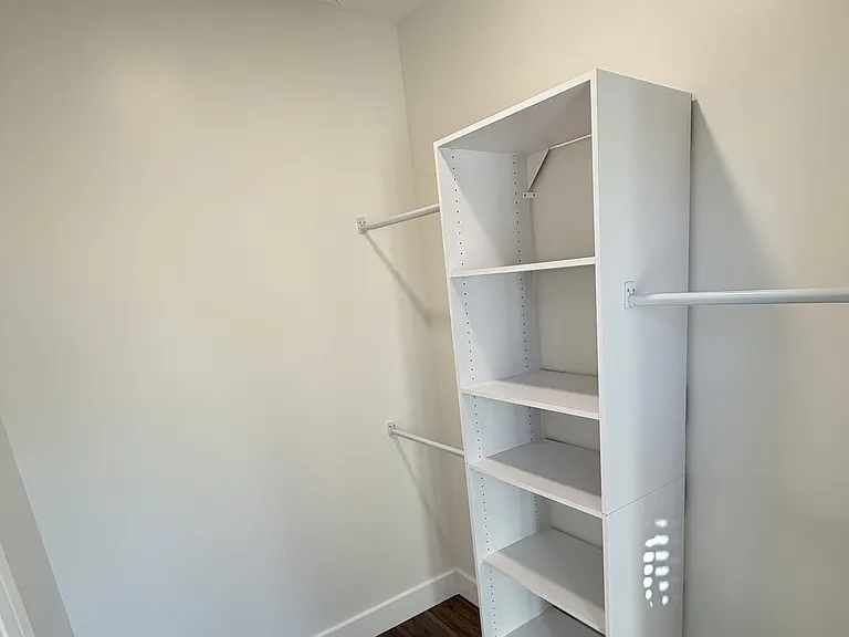 1409 Woodbine Ave — Photo 15
