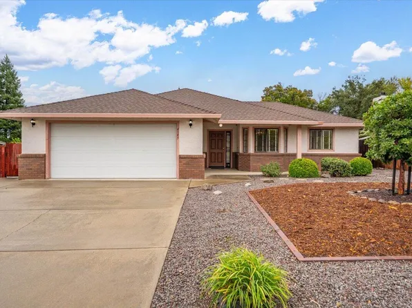 4343 Blazingwood Dr, Redding, CA 96001