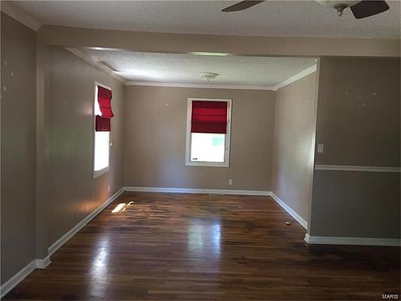 3rd image of 2713 Timberlake Dr