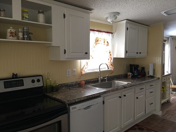 5th image of 13127 NW 142nd Ter