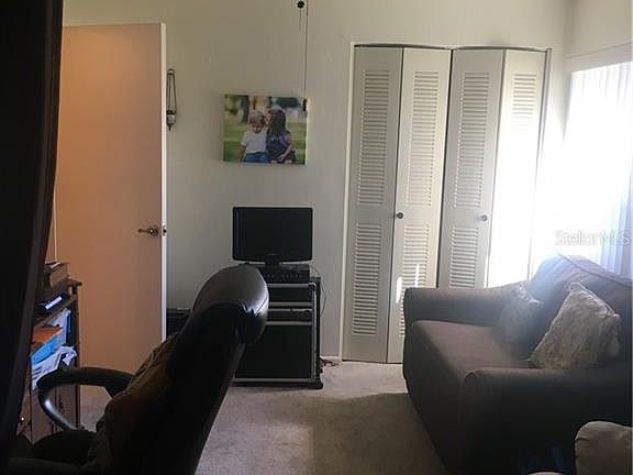 3rd image of 2894 Heatherside Ave
