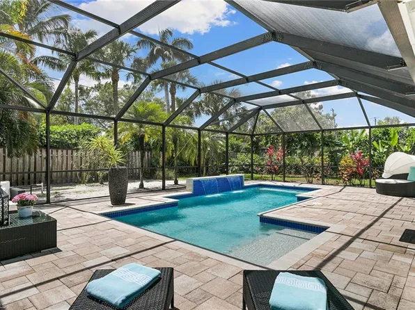 1236 13th Ave N, Naples, FL 34102