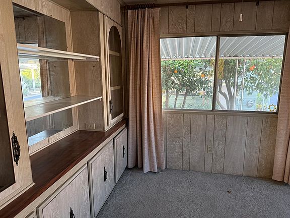 2nd image of 114 Gardenia Ave