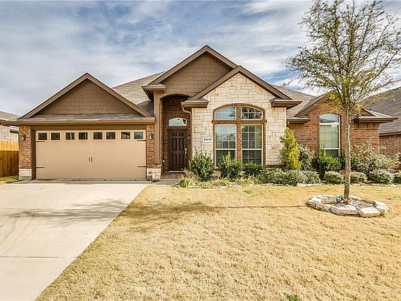 2nd image of 6915 Muirfield Dr