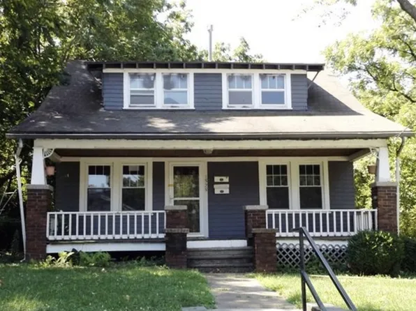 1525 W College Ter, Independence, MO 64050