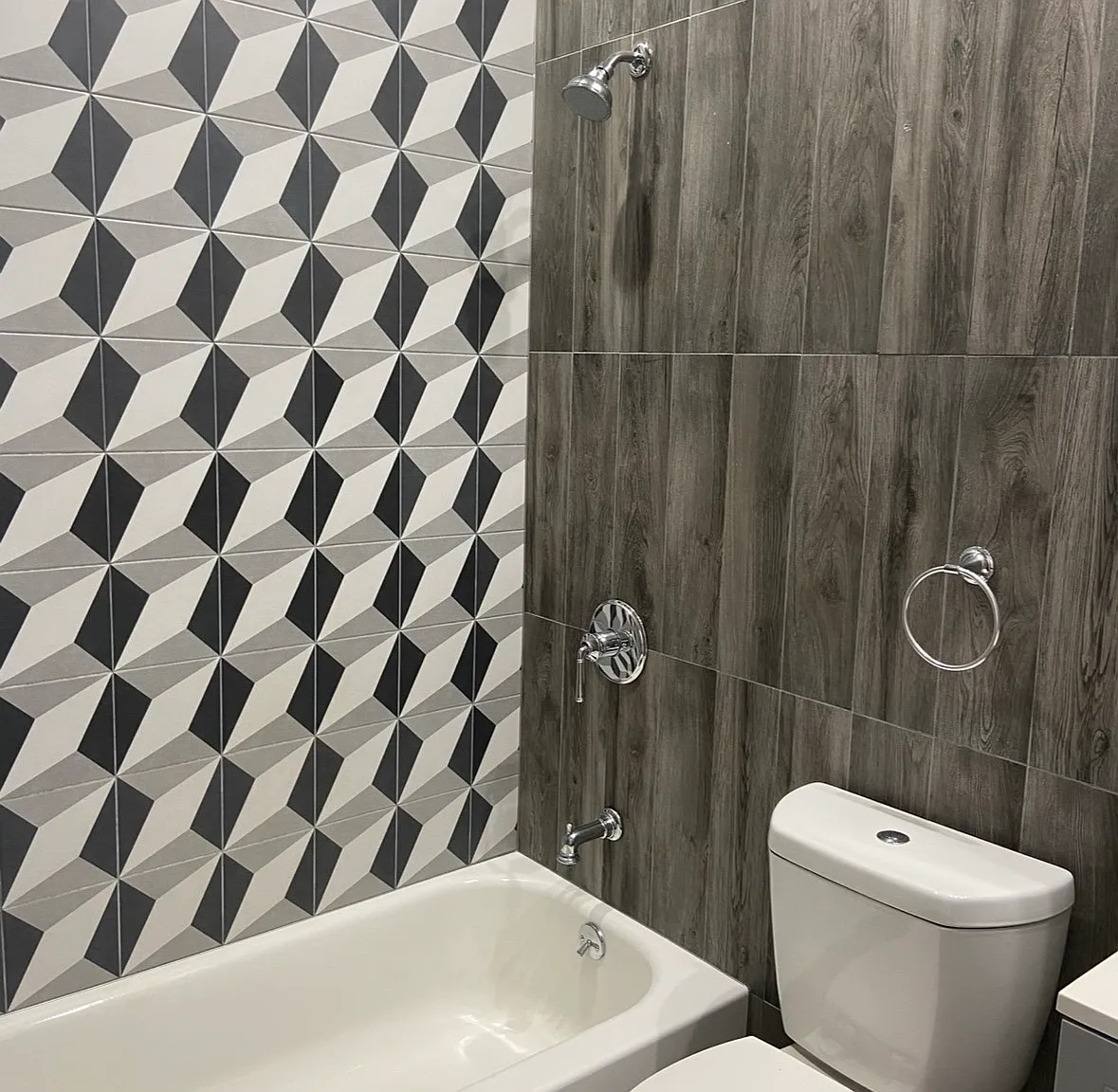 2 bed, 700 sqft, $2,500 — Photo 1