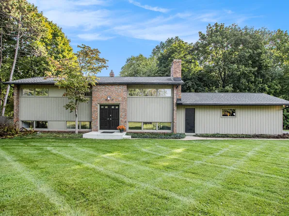 8819 S Westnedge Ave, Portage, MI 49002