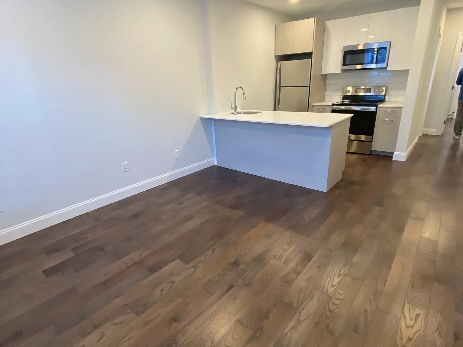 1 bed, 9999 sqft, $2,800 — Photo 1