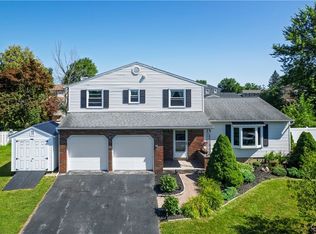 8054 Bamm Hollow Rd, Clay, NY 13041