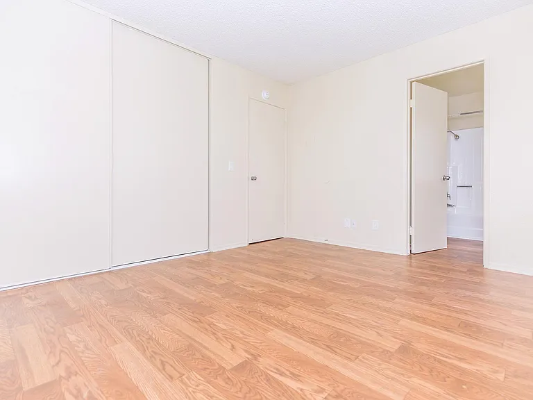 Vintage Woods Apartments — Photo 22