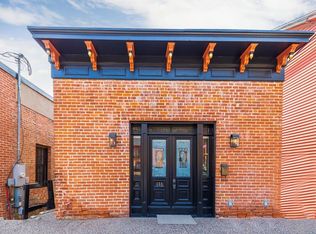 116 S Bench St, Galena, IL 61036