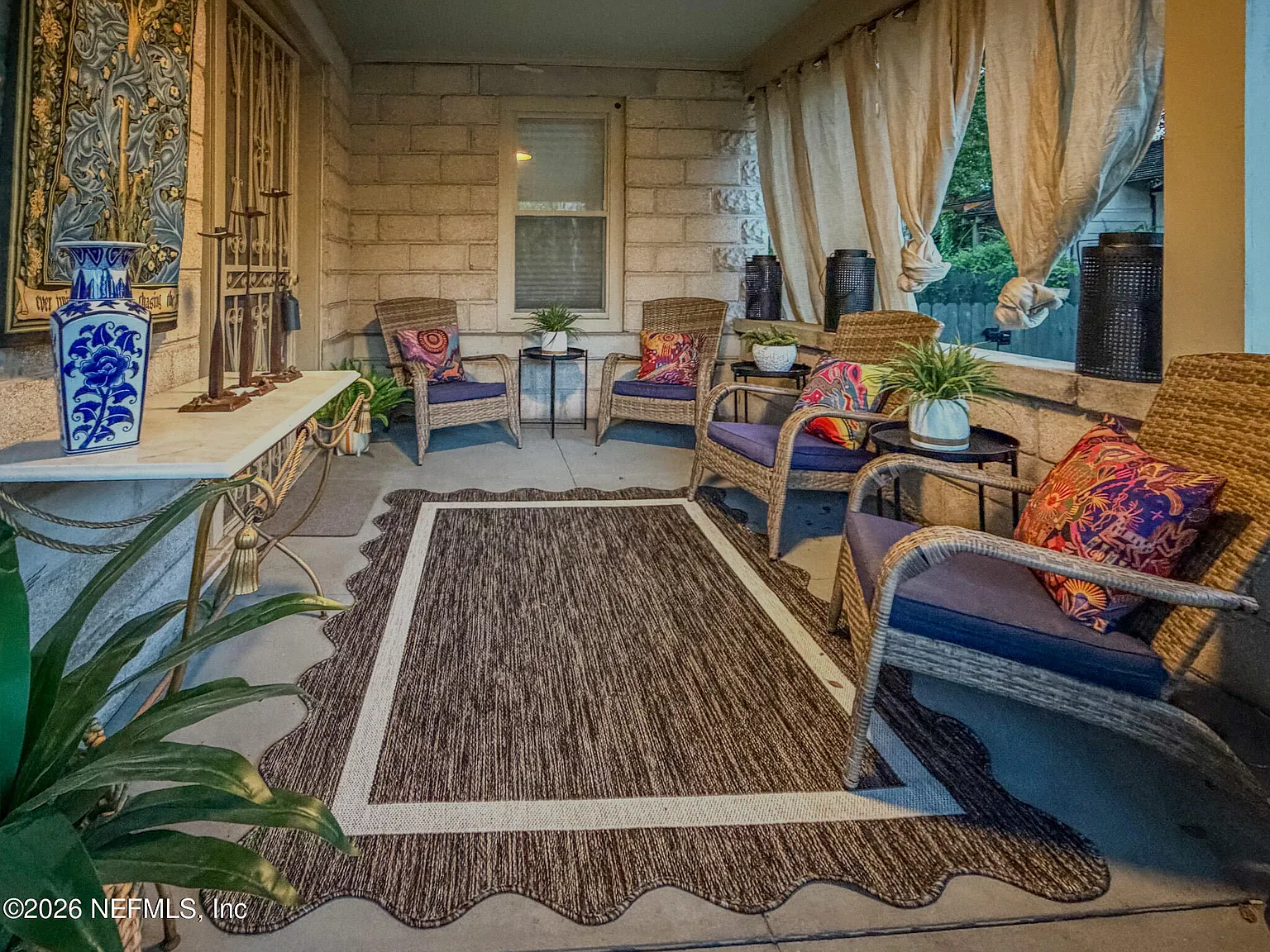 2 bed, 1.0 bath, 1185 sqft, $2,300 — Photo 4