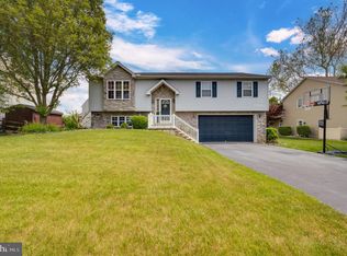 1132 Bernard Dr, Reading, PA 19605