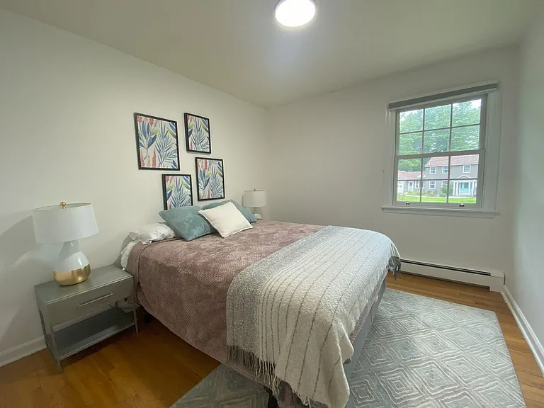 65 Leroi Dr — Photo 29