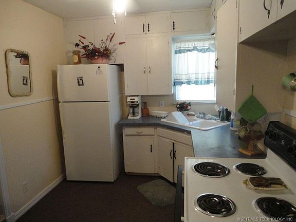 5th image of 307 Broadway Ave