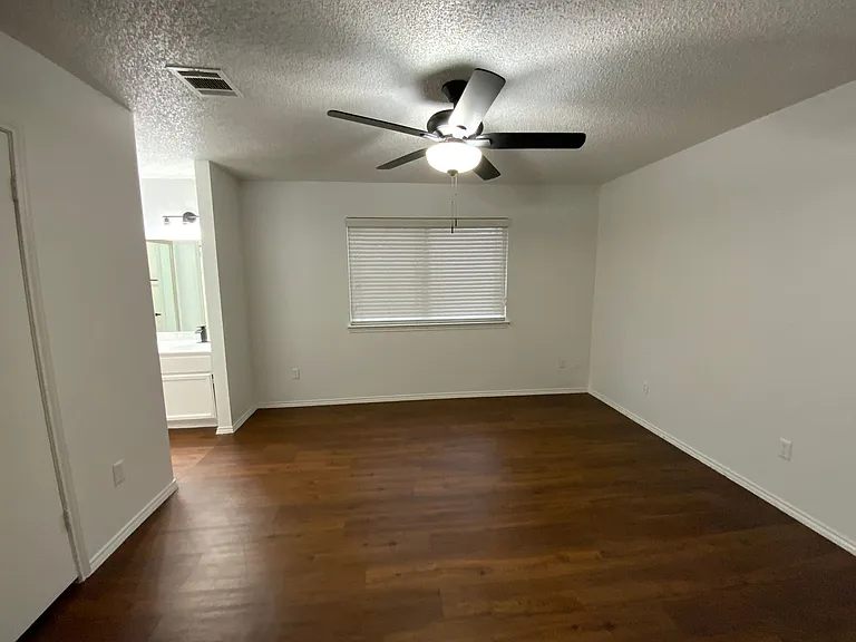 Ranchstone Garden Homes — Photo 31