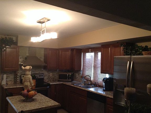 3rd image of 14519 Arpent Ct