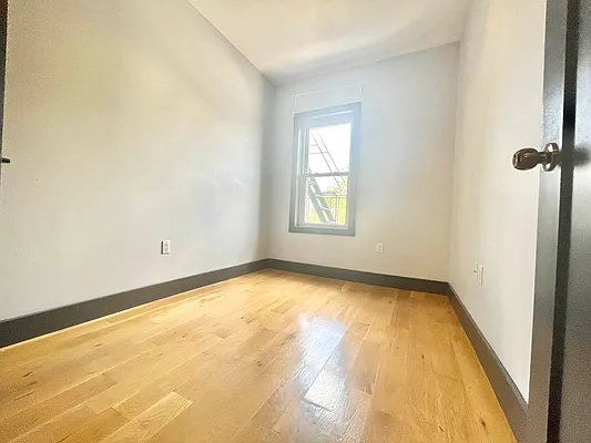 Rented by Doorway NYC, LLC | media 64