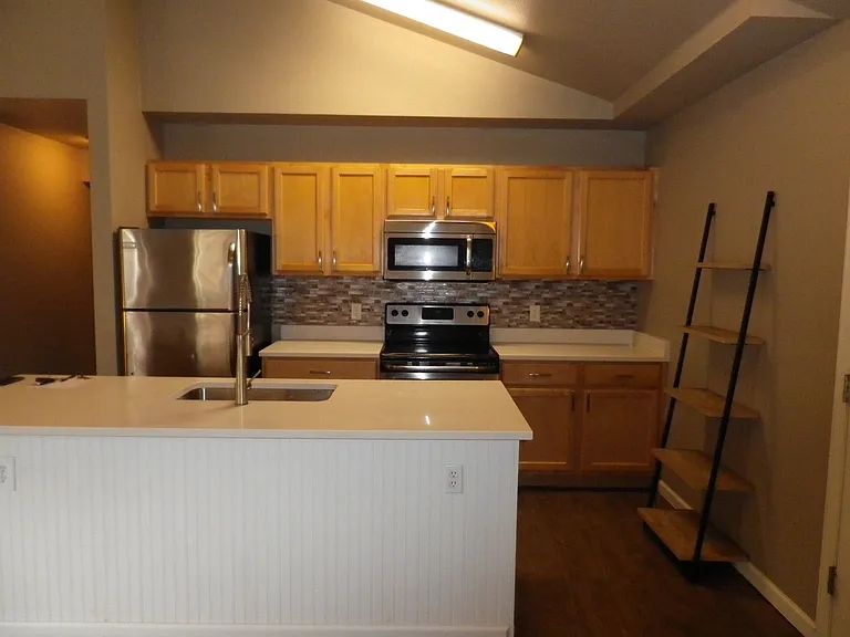 3312 Covey Cir #4 — Photo 4