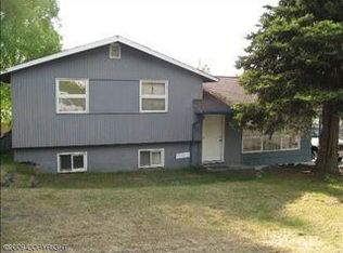 3328 Hiland Dr, Anchorage, AK 99504