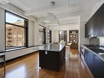 Rented by La Seven Inc.