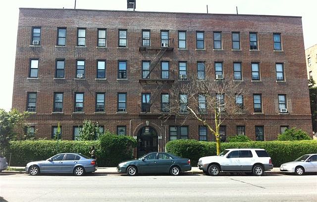1st image of 676 Nereid Ave