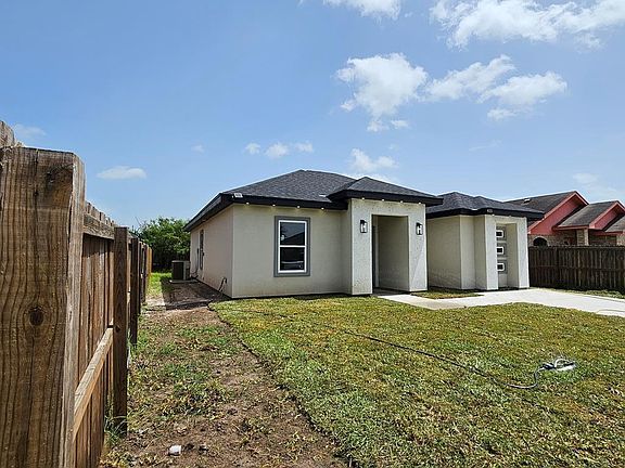 5th image of 435 Platano Ln